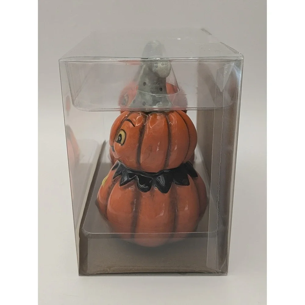 NEW Johanna Parker Halloween Jack O' Lantern Pumpkin Salt & Pepper Shaker‎